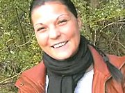 Szybki lodzik w lesie