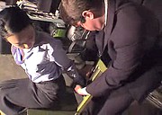 Azjatka wyruchana w pracy