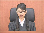 Dzikie zabawy w sądzie