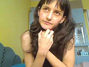 Amatorka pokazuje wnętrze cipki