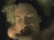 Laseczka obciąga kutasa