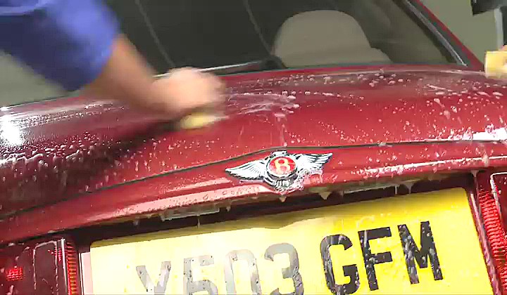 Lesby z myjni samochodowej