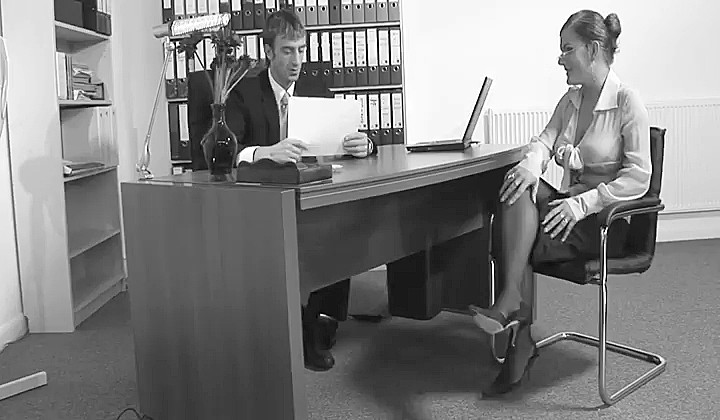 Sekretarka walczy o podwyżkę