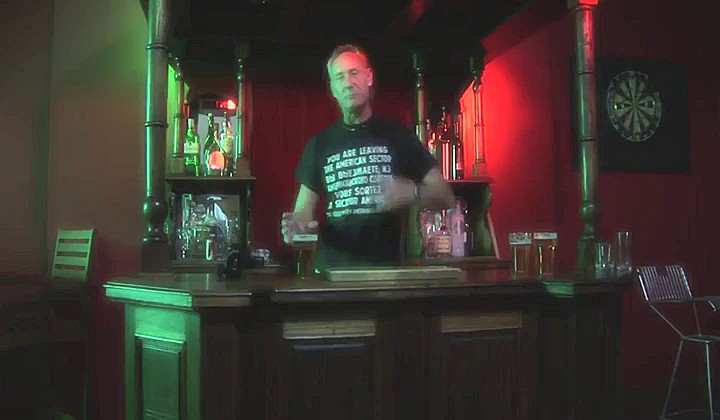 Grupowe rżnięcie w przydrożnym barze