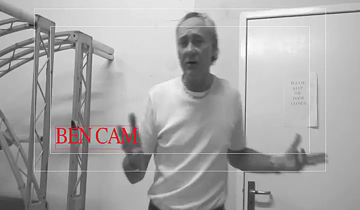 Starsi kolesie zapinają fajne laski