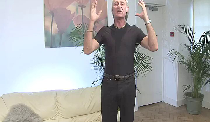 Dziadek po viagrze rżnie dwie prostytutki