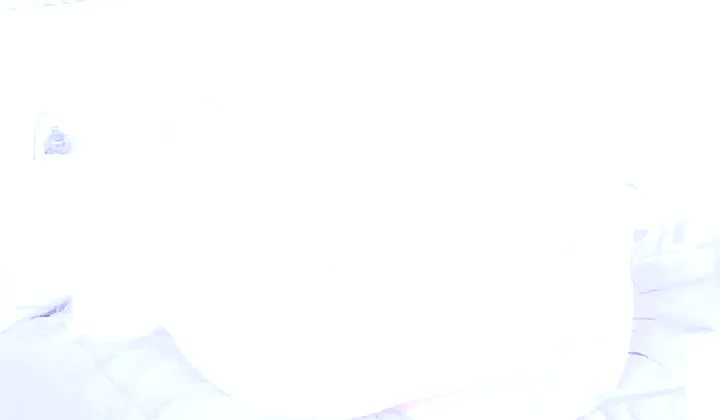 Mamusia liże odbyt córeczki