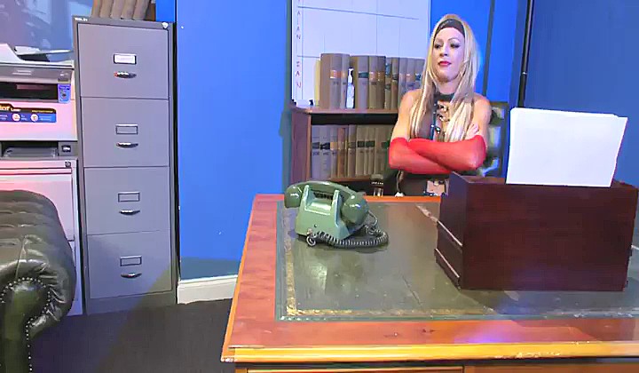 Biurowe ruchanko lesbijek