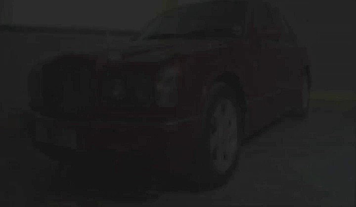 Pijana zdzira oddała odbyt w limuzynie