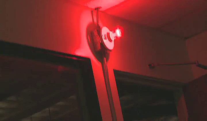 Laseczka oddaje swoje ciało za pieniądze