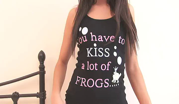 Seksowna piżamka brunetki