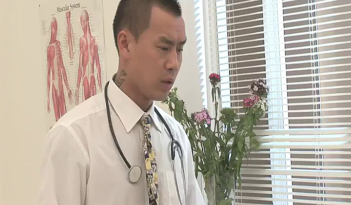 Analne ruchanko u pana doktora