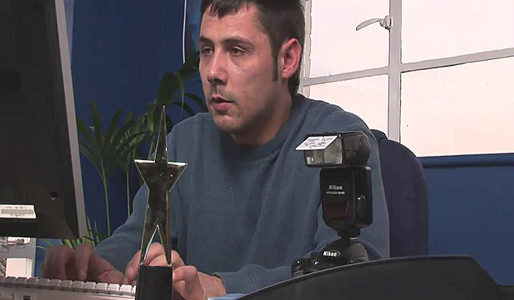 Cycata suka i reklamacja u fotografa