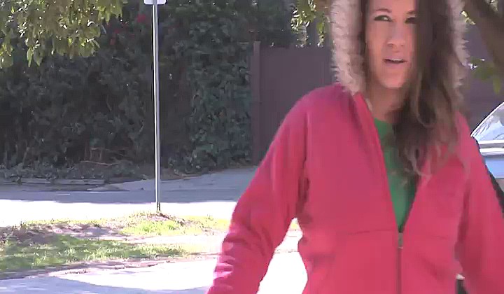 Młoda napalona na czarnego sąsiada