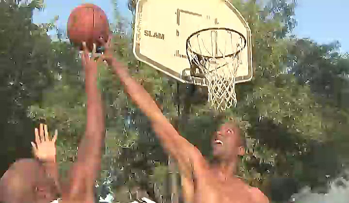 Laseczka napalona na czarnego kutasa