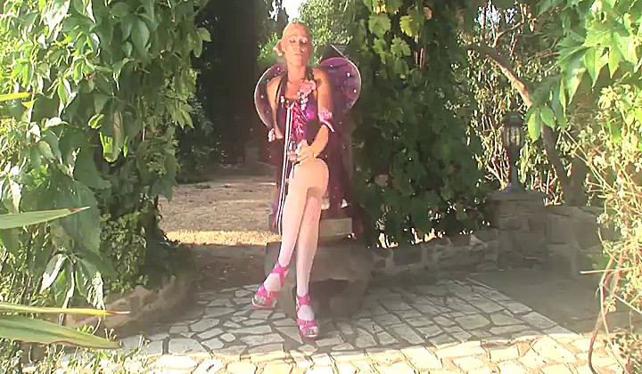 Gorąca wróżka w akcji