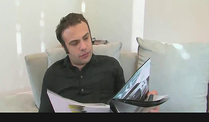 Czarnulka liczy na białego syna