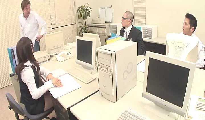 Mokry orgazm w korpo