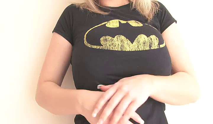 Suczka robi striptiz